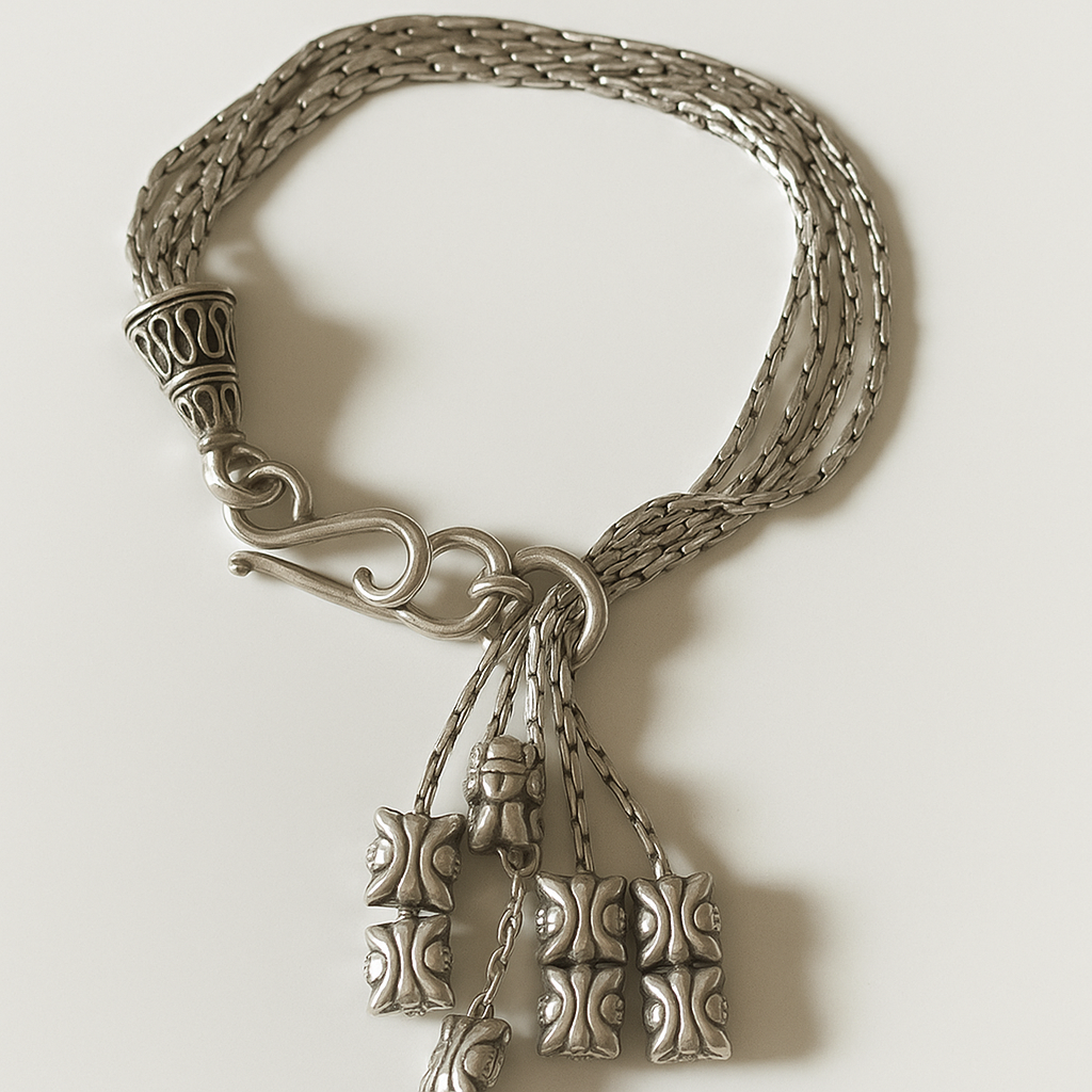 Tassel Weave
