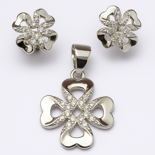 Heart Petal Harmony